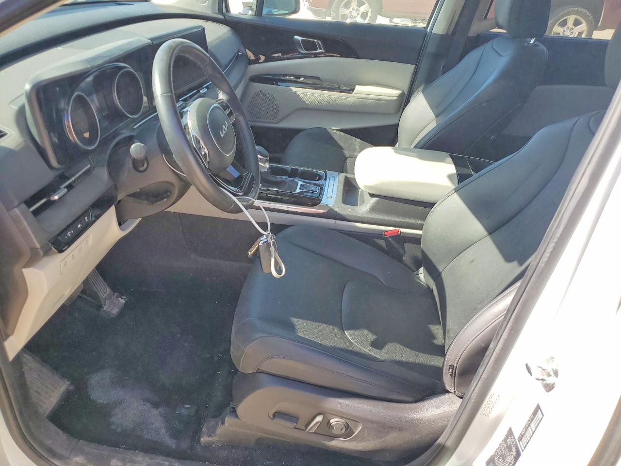 Kia Carnival Ex