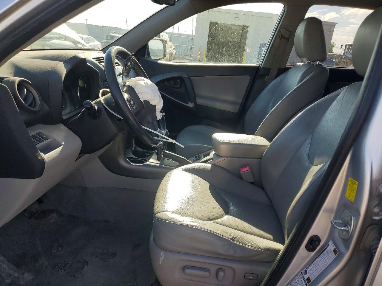 Toyota RAV4 Limited
