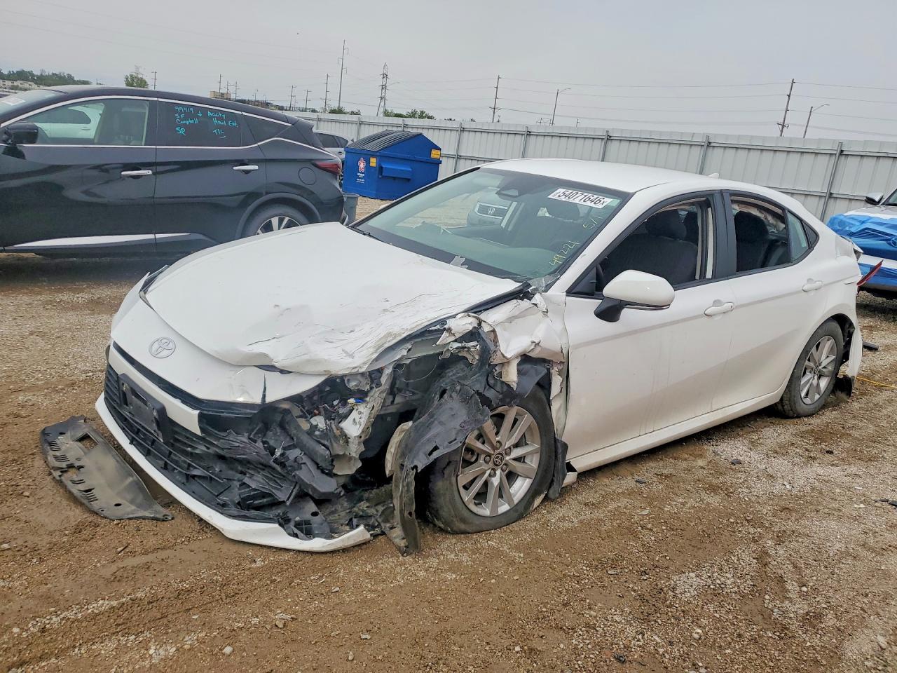 Salvage Toyota Camry Image