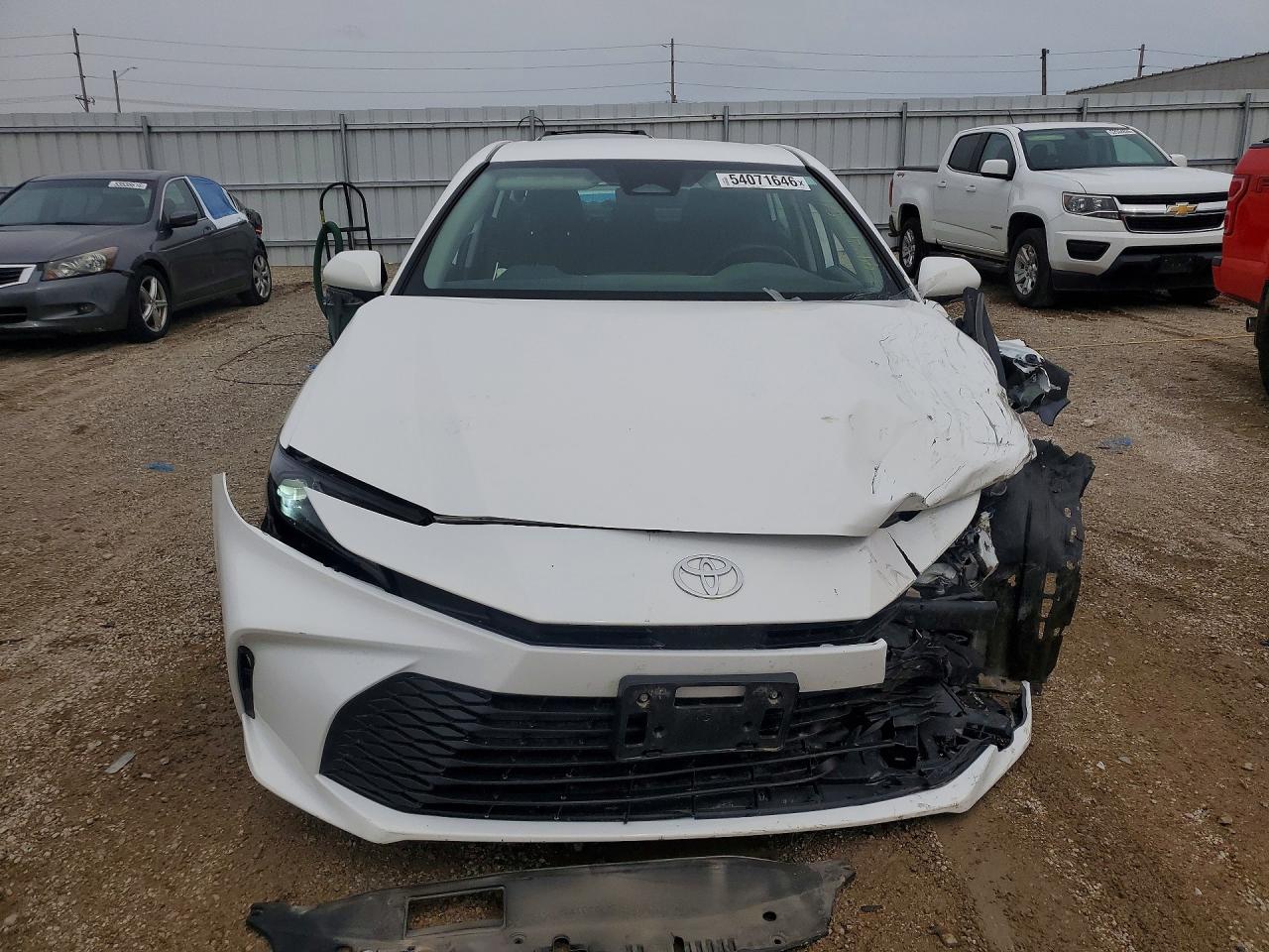 Toyota Camry Le