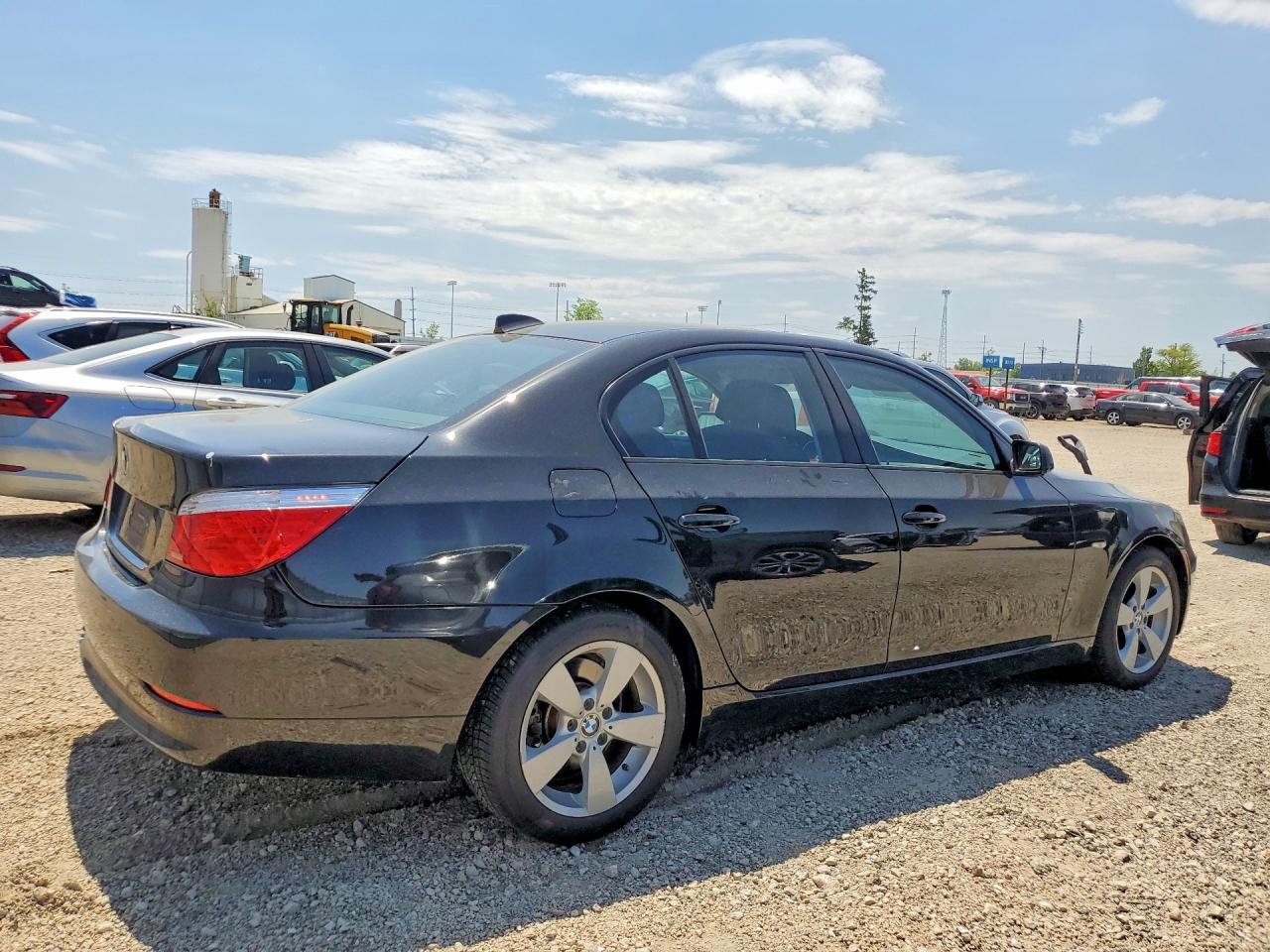 BMW 5 Series Xi
