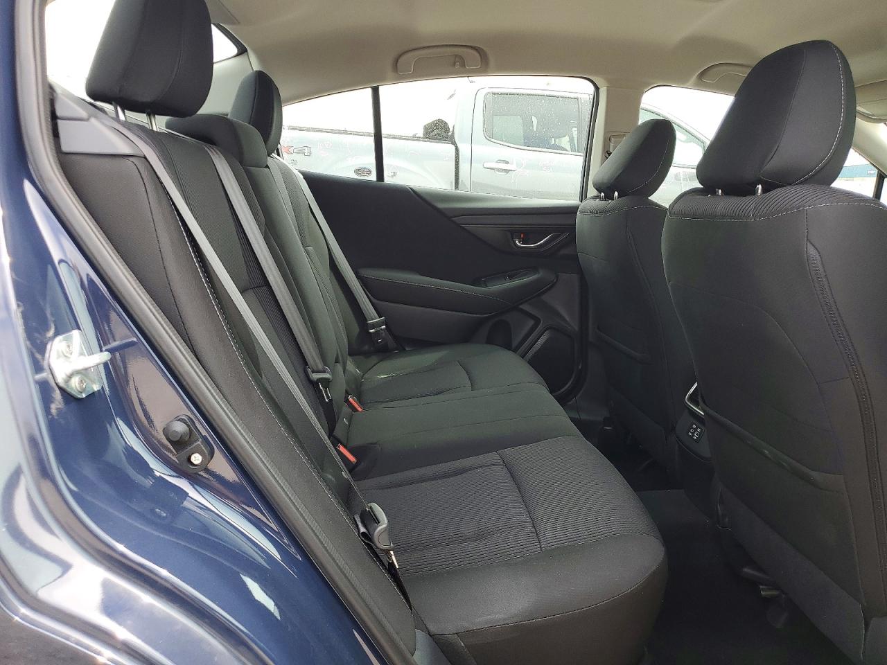 Subaru Legacy Premium