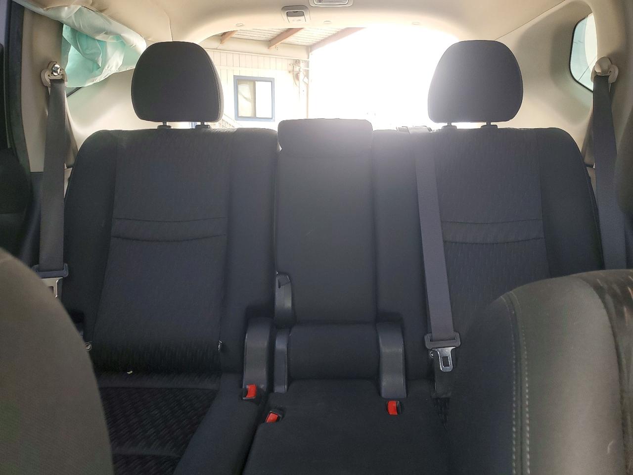 Nissan Rogue S