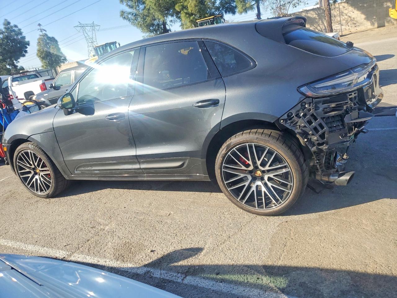 Porsche Macan Gts