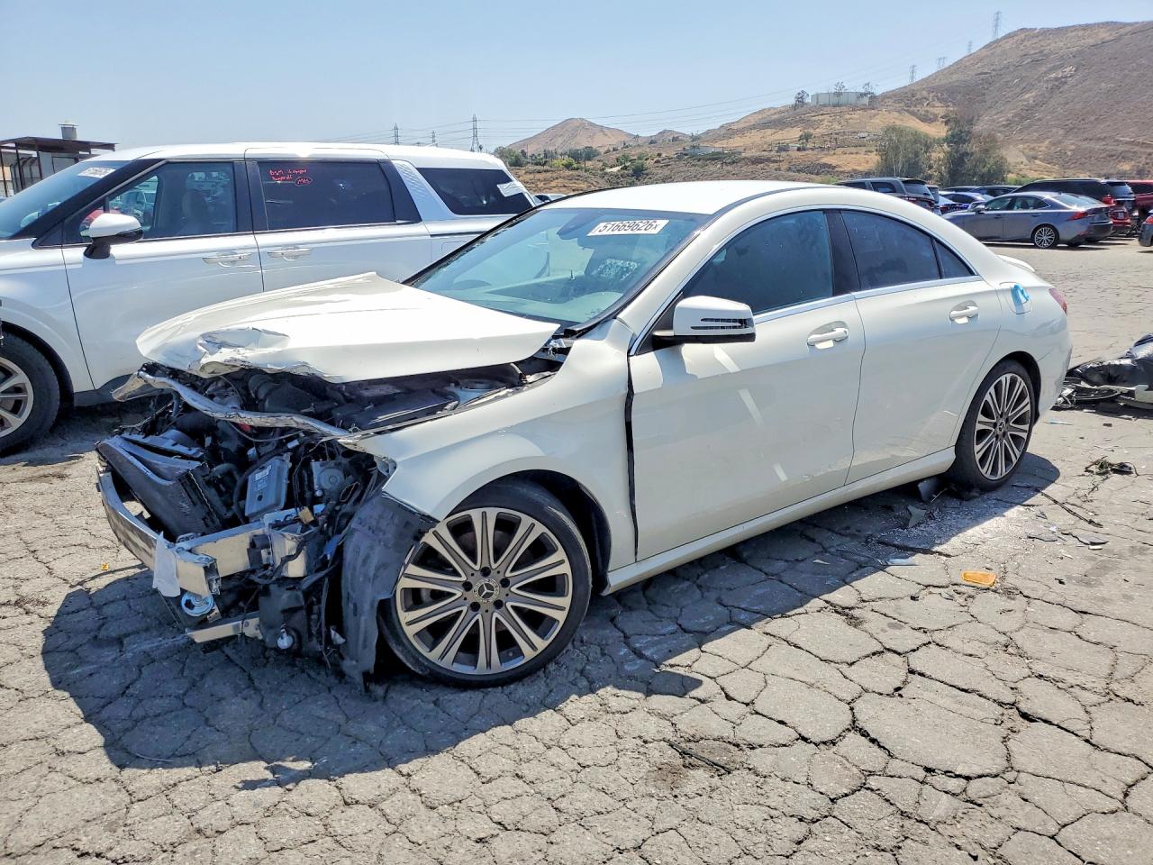 Salvage Mercedes-Benz Cla-class Image