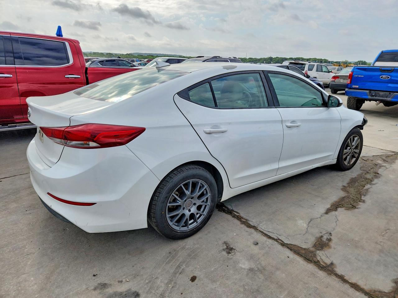 Hyundai ELANTRA Sel