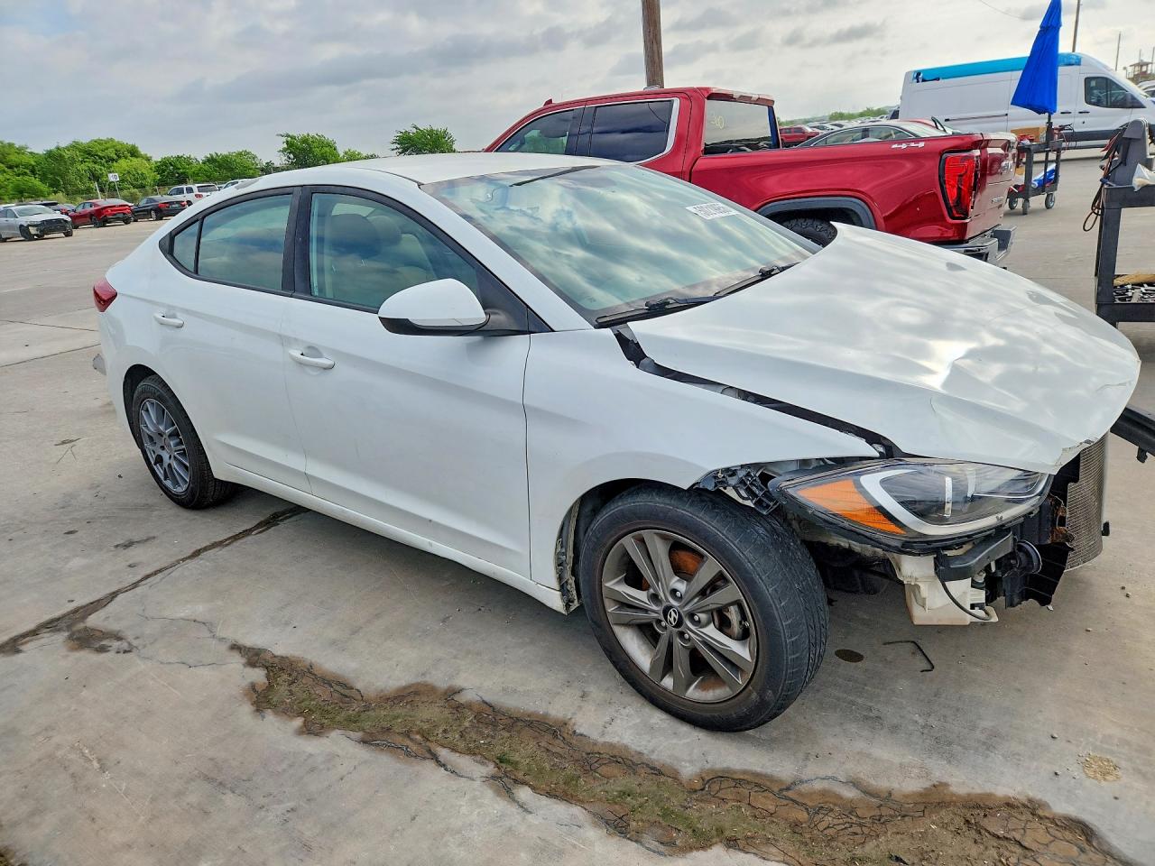 Hyundai ELANTRA Sel
