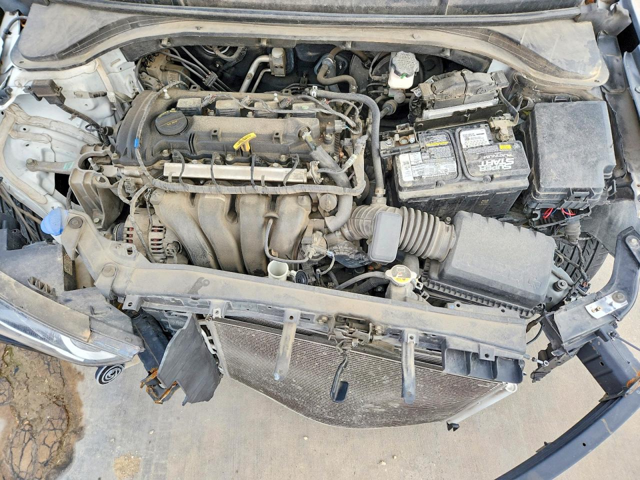 Hyundai ELANTRA Sel