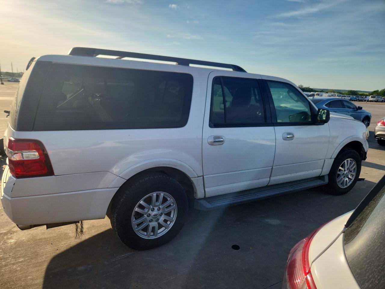 Ford Expedition El Xlt