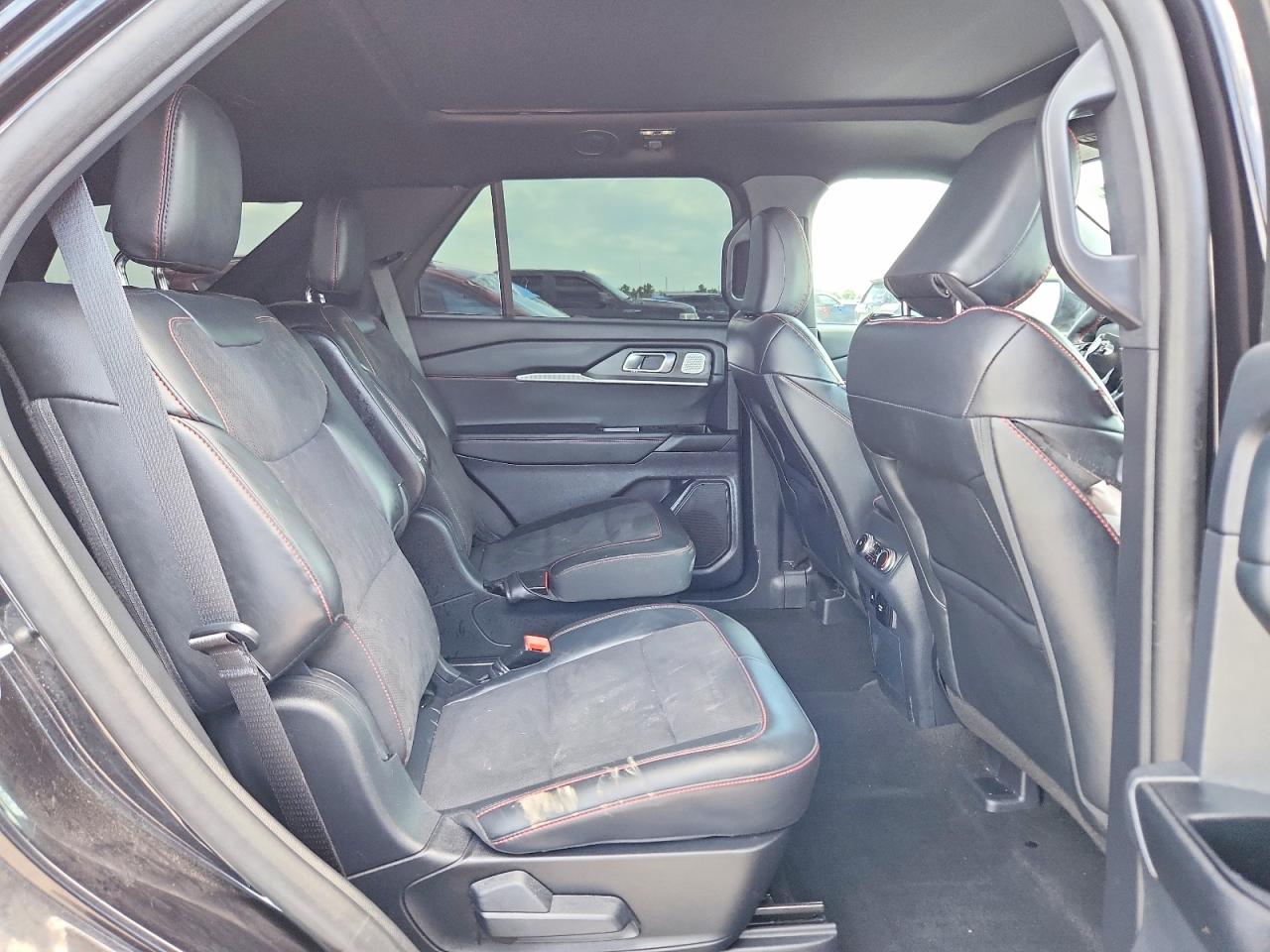 Ford Explorer St
