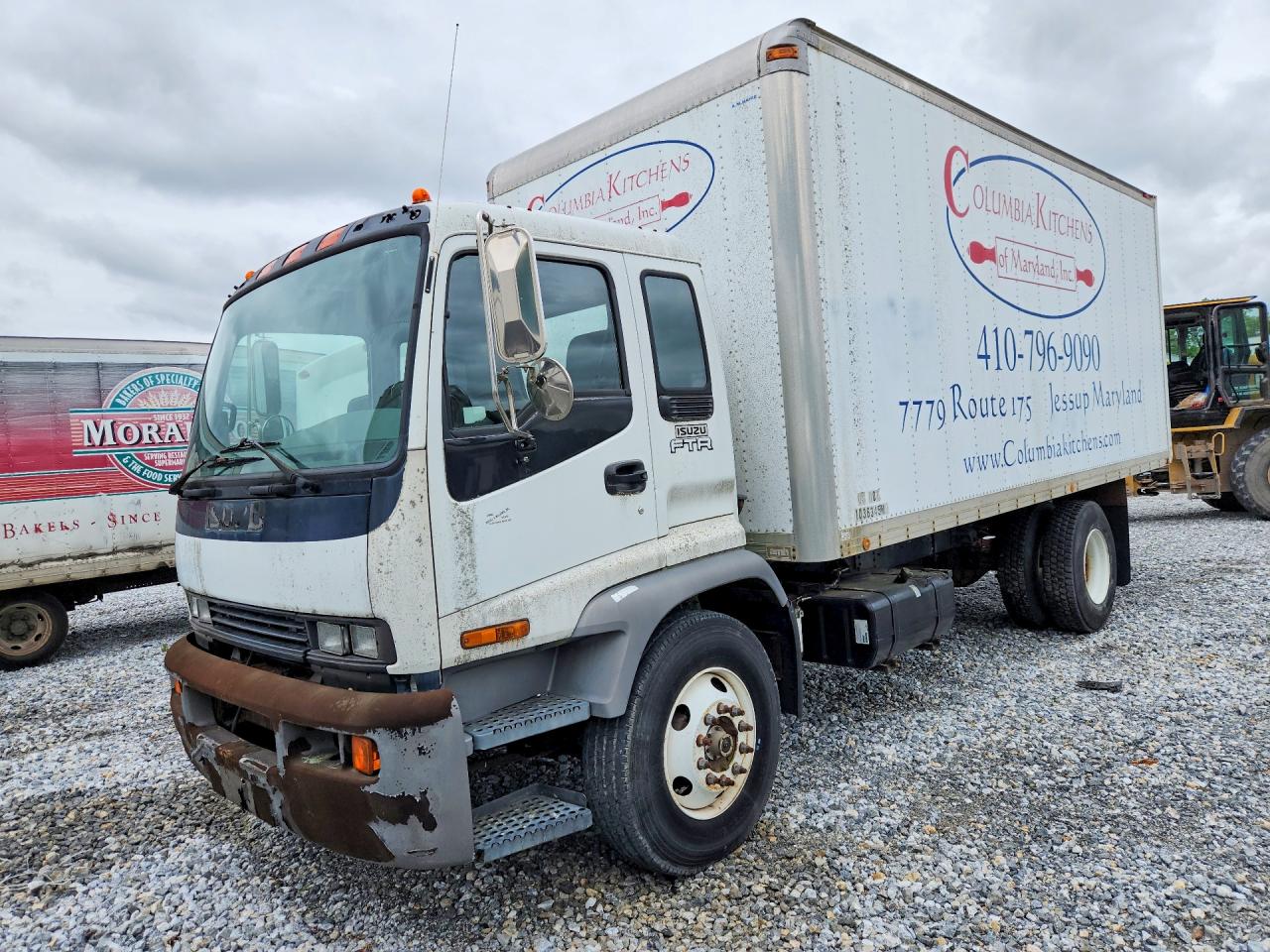 Salvage Isuzu Heavy Image