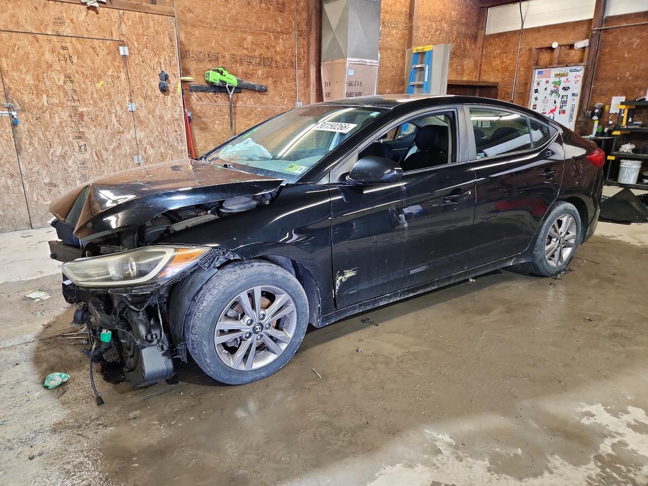 Salvage Hyundai ELANTRA Image