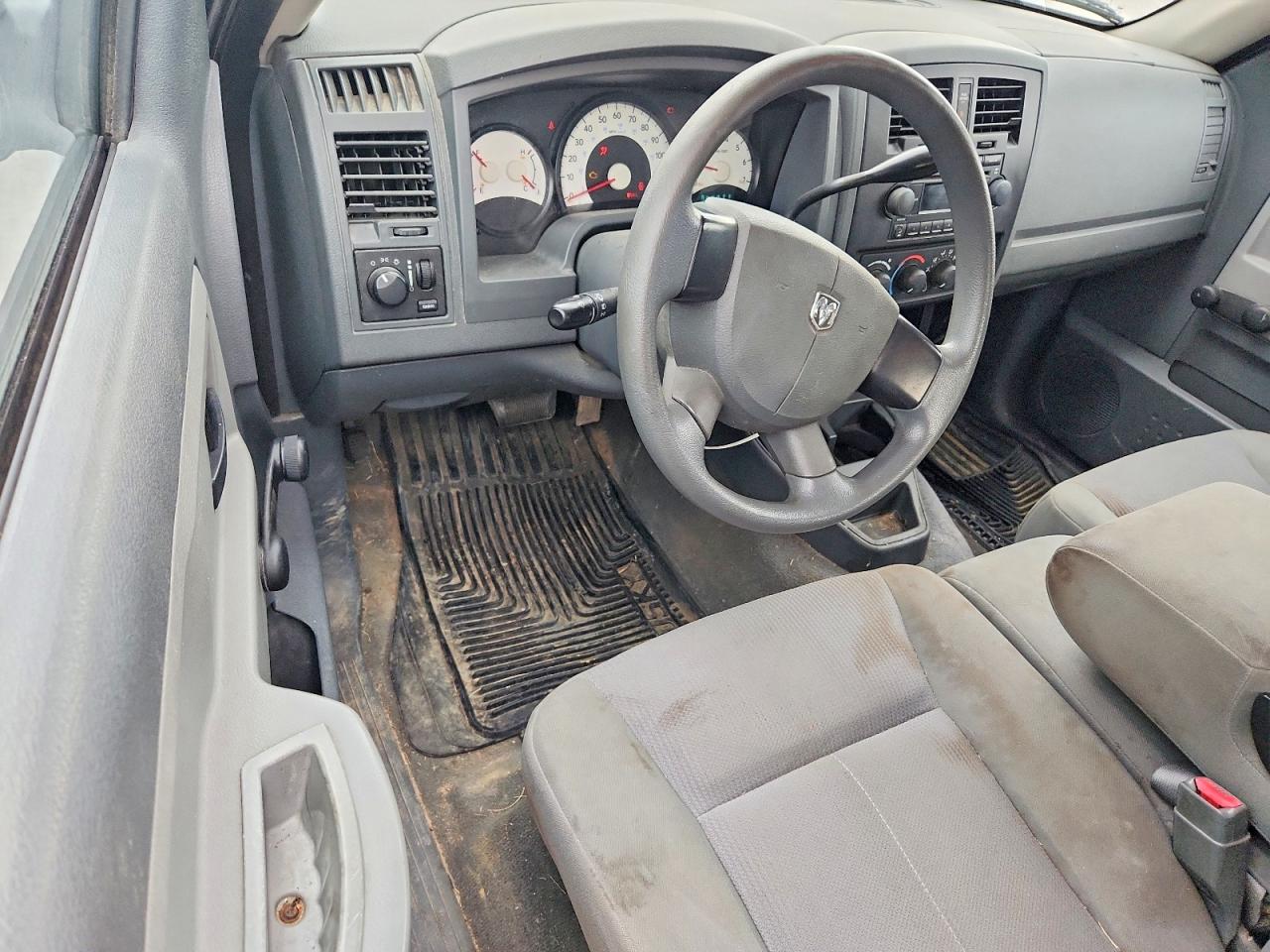 Dodge Dakota St