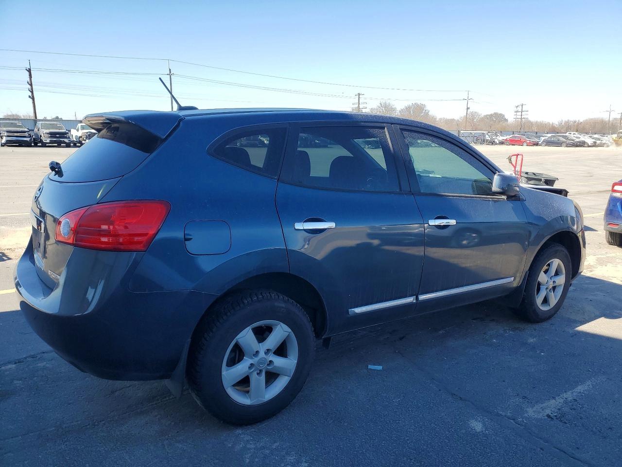 Nissan Rogue S