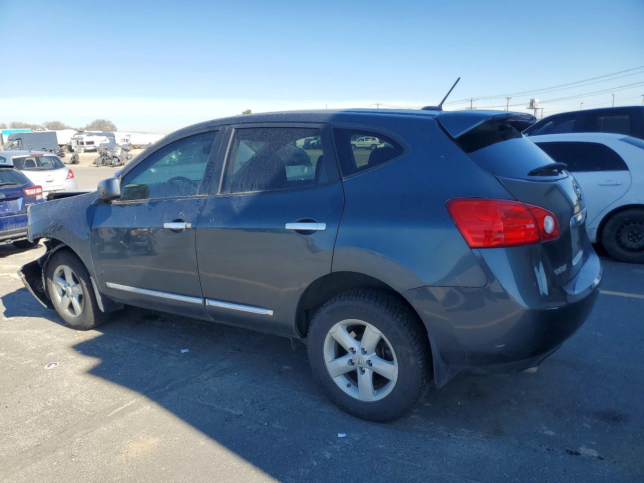 Nissan Rogue S