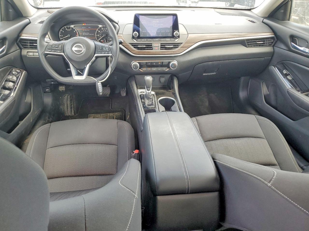 Nissan Altima Sv