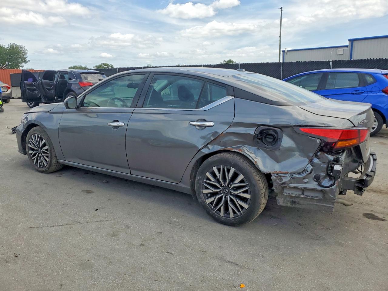 Nissan Altima Sv