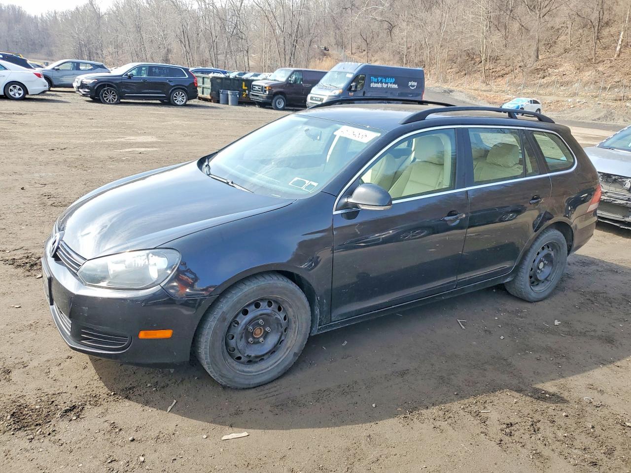 Salvage Volkswagen Jetta Image