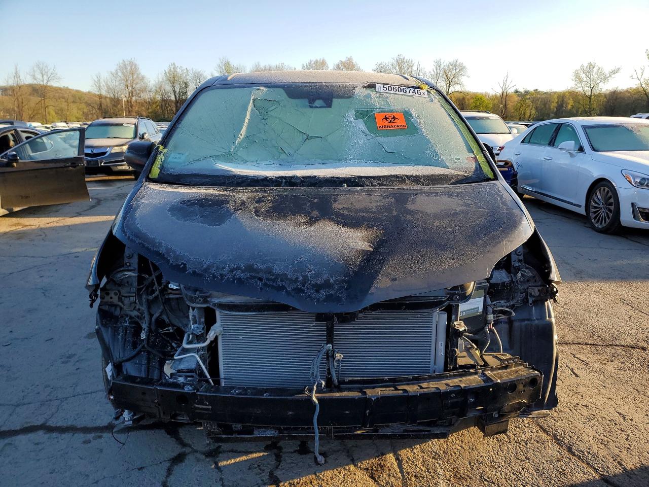 Toyota Sienna L