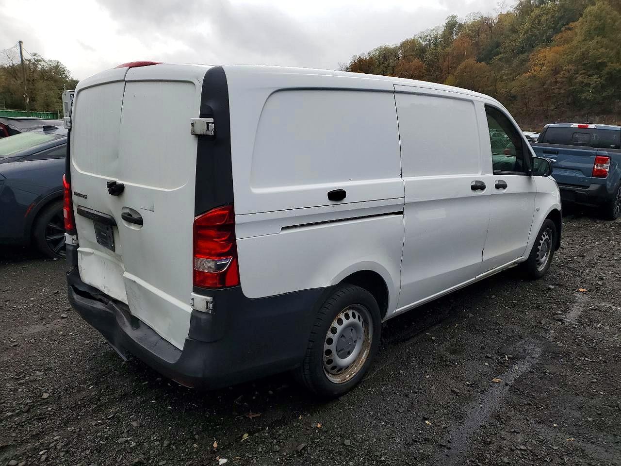 Mercedes-Benz Metris