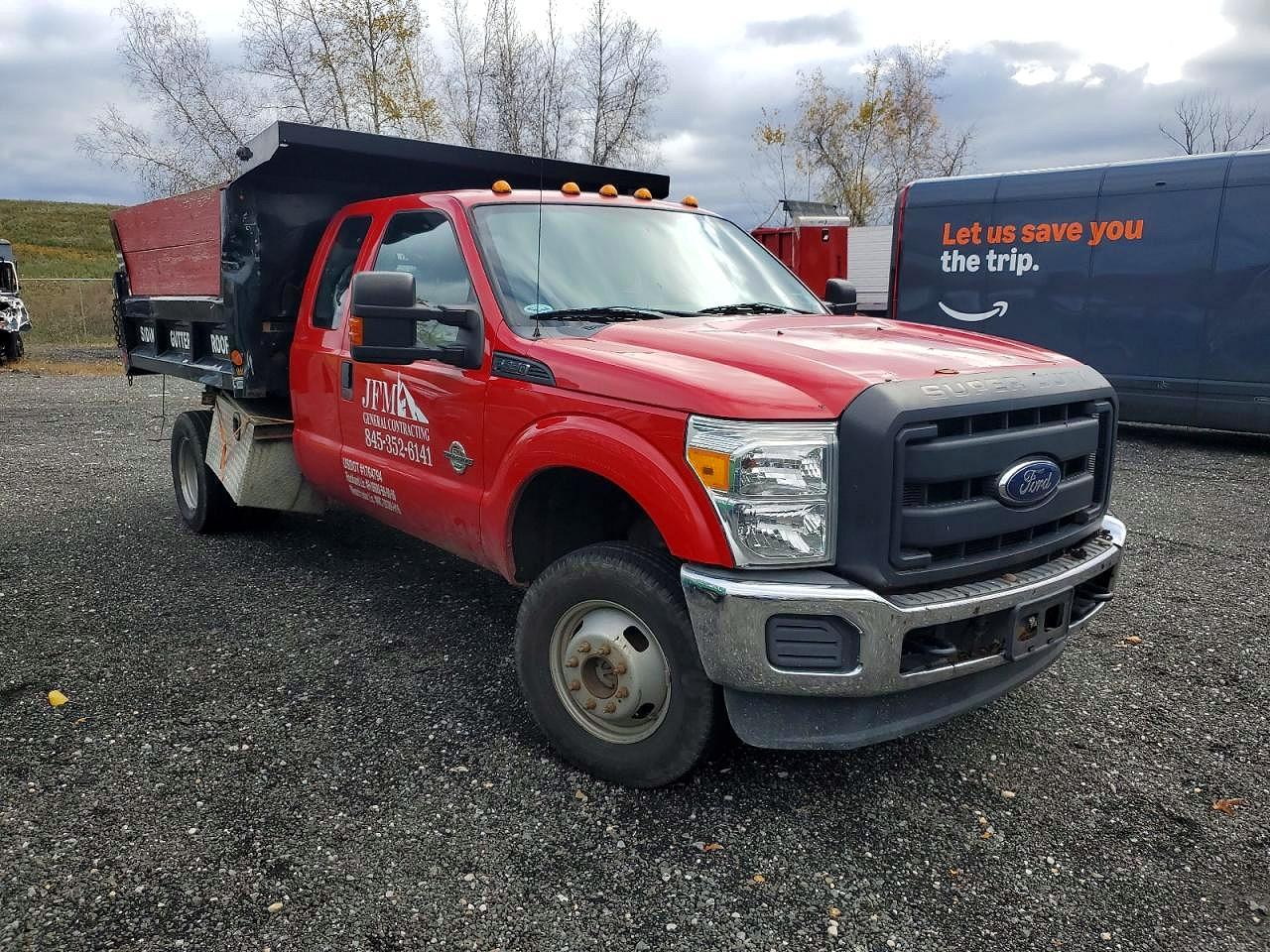 Salvage Ford F-350 Image