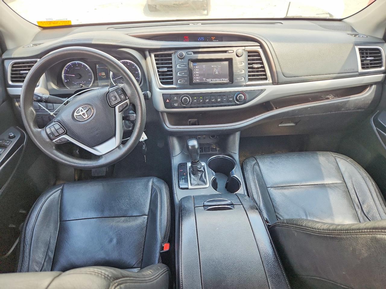 Toyota Highlander Le