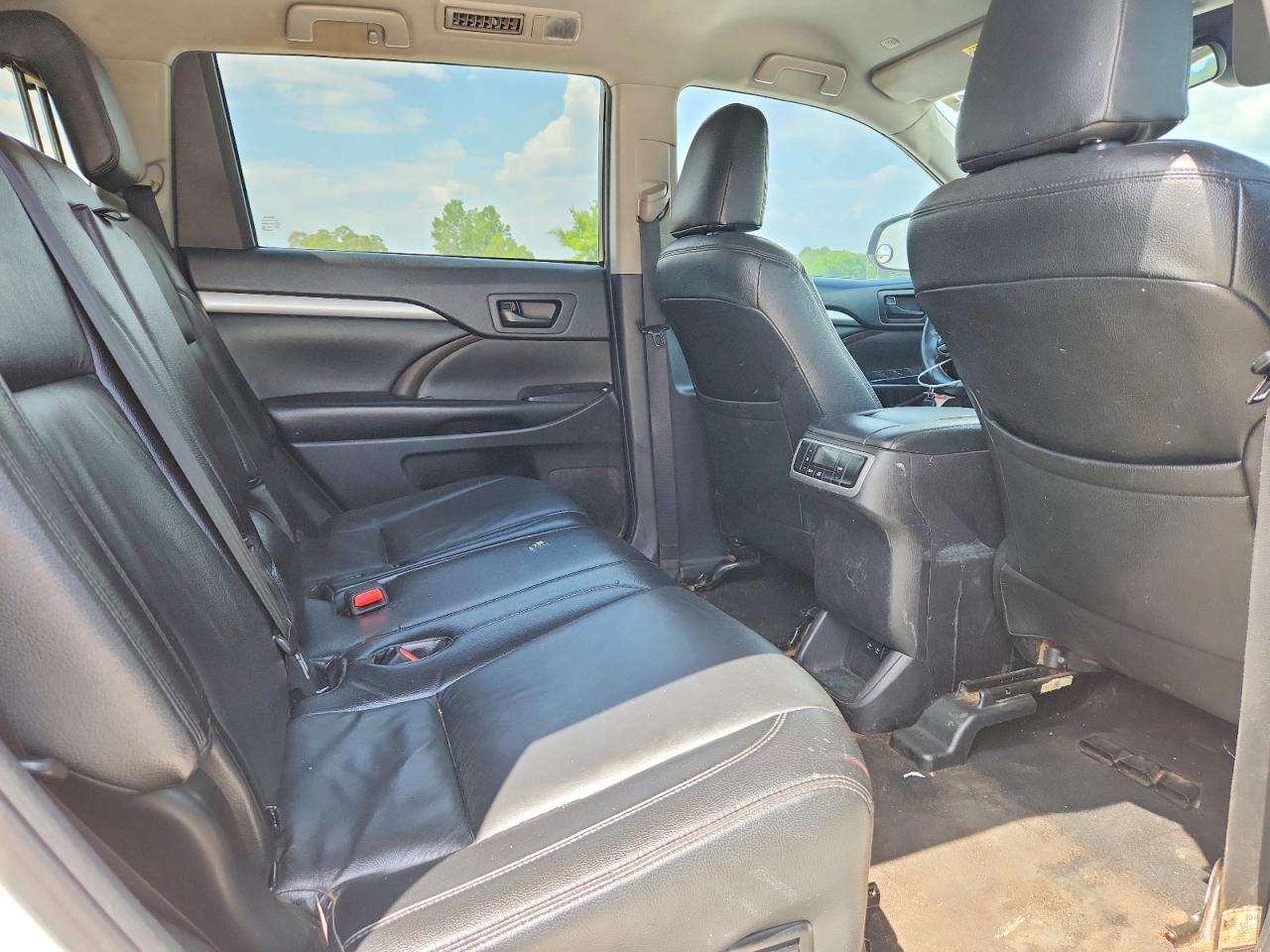 Toyota Highlander Le