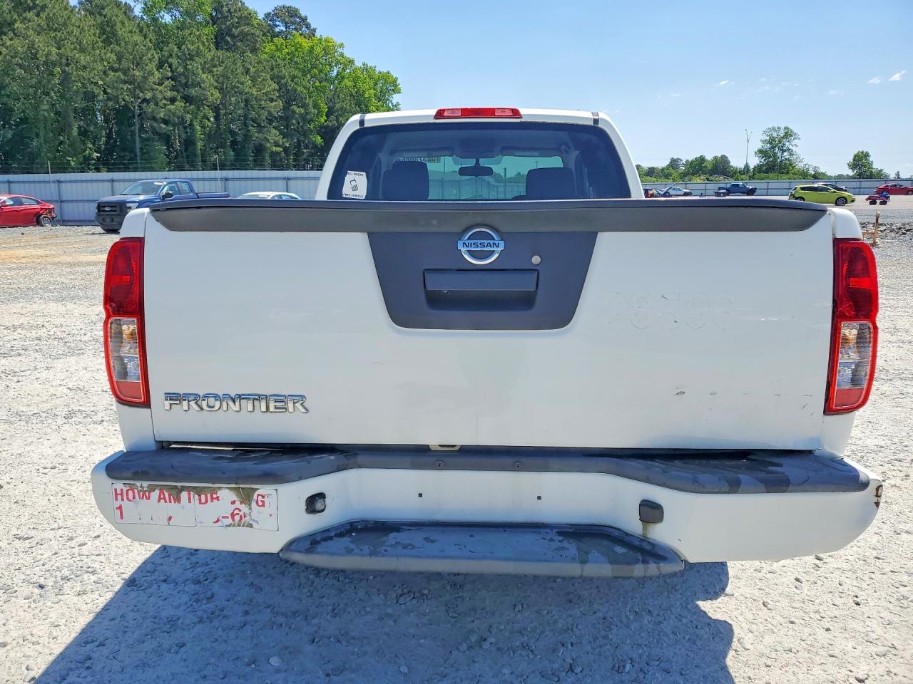 Nissan Frontier S