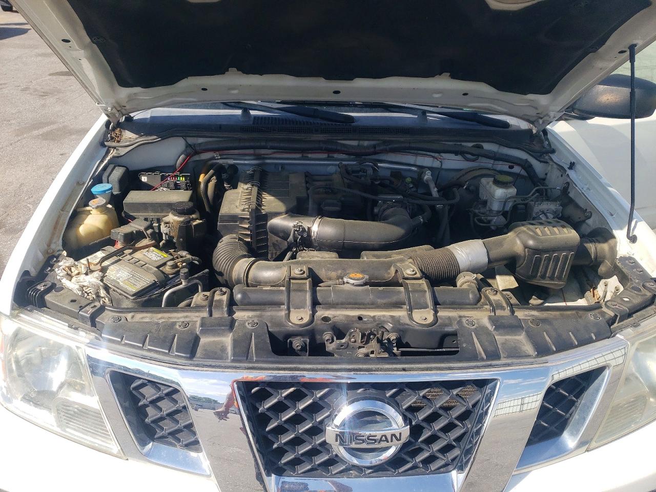 Nissan Frontier S