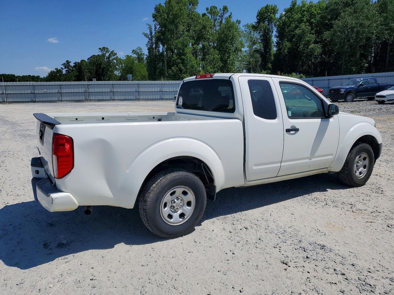 Nissan Frontier S