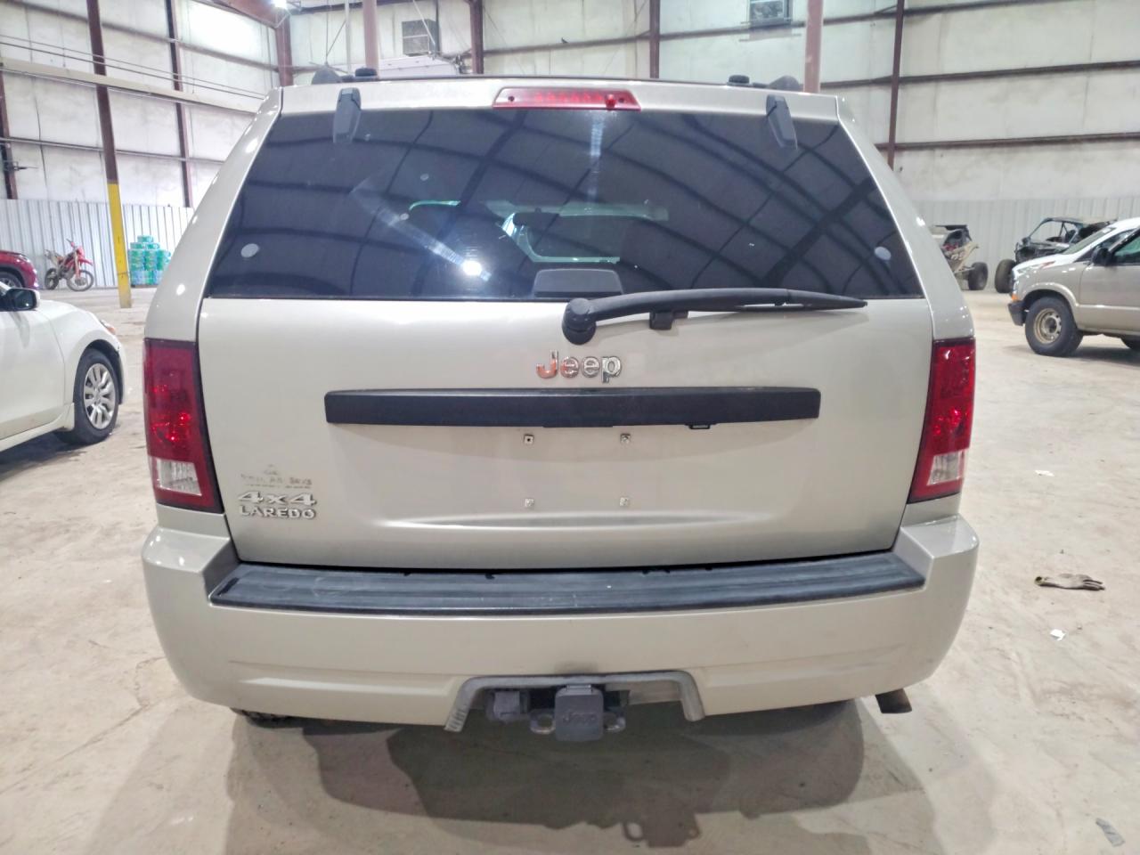 Jeep Grand Cherokee Laredo