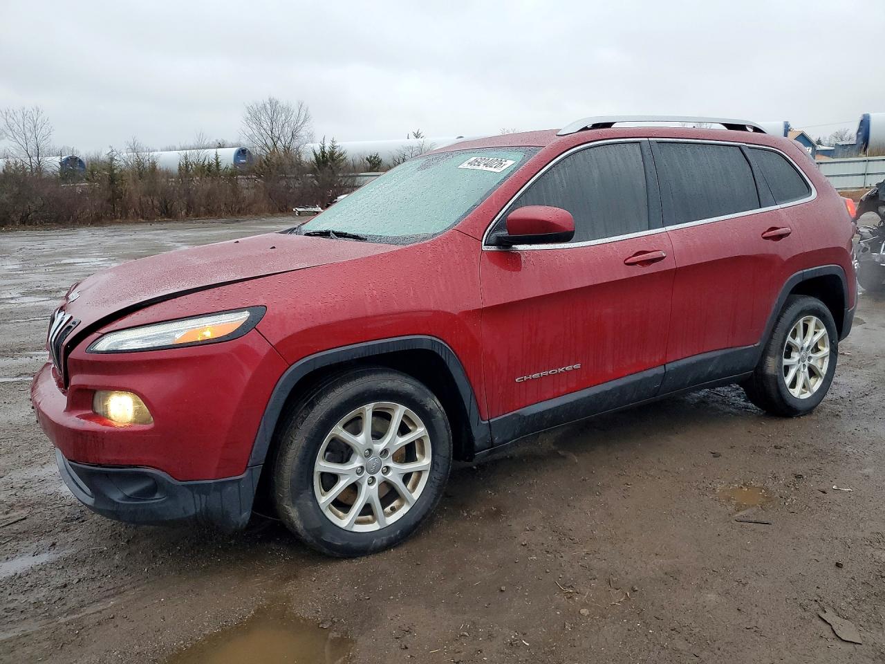 Salvage Jeep Cherokee Image