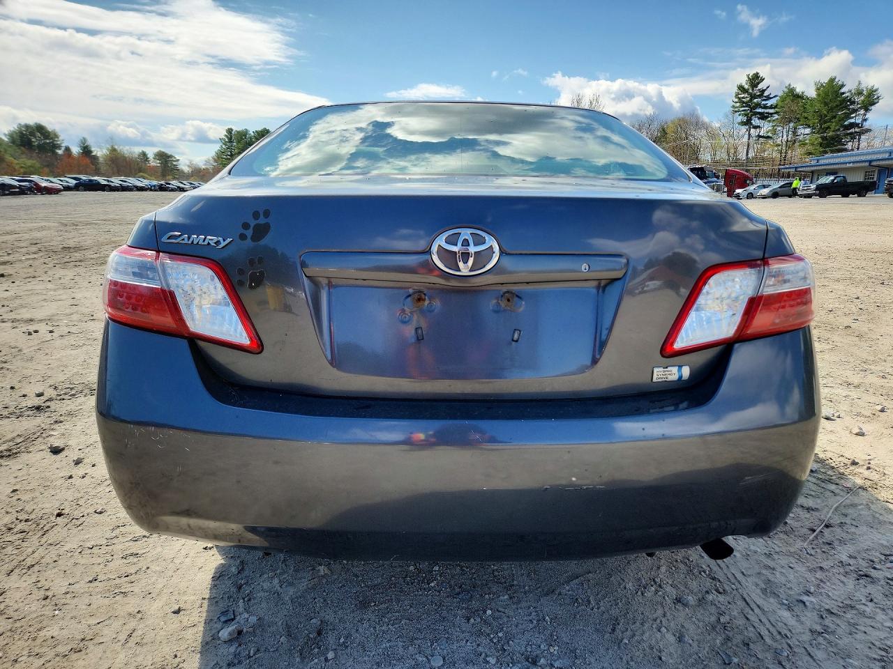 Toyota Camry Base