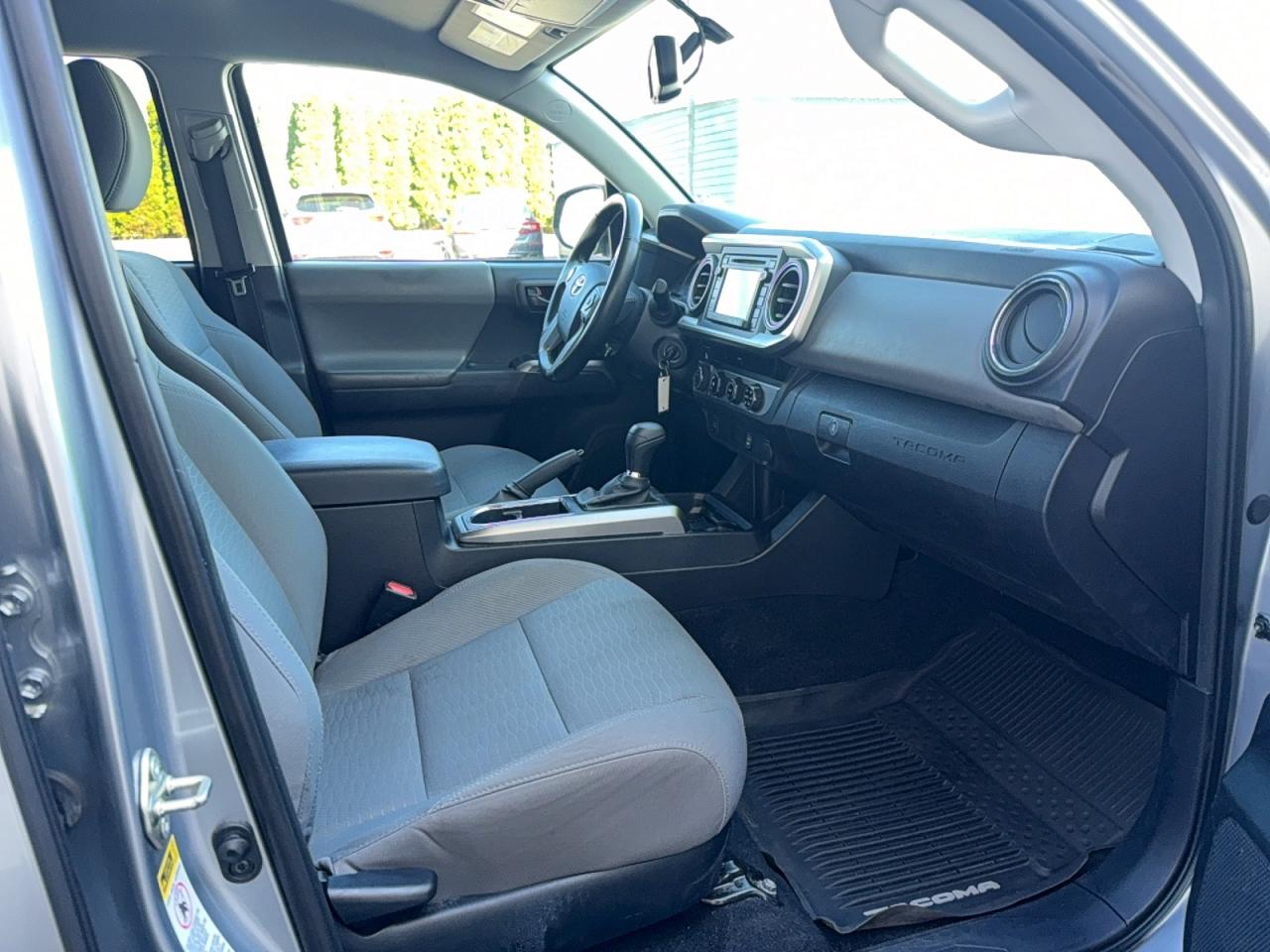 Toyota Tacoma Sr5 V6