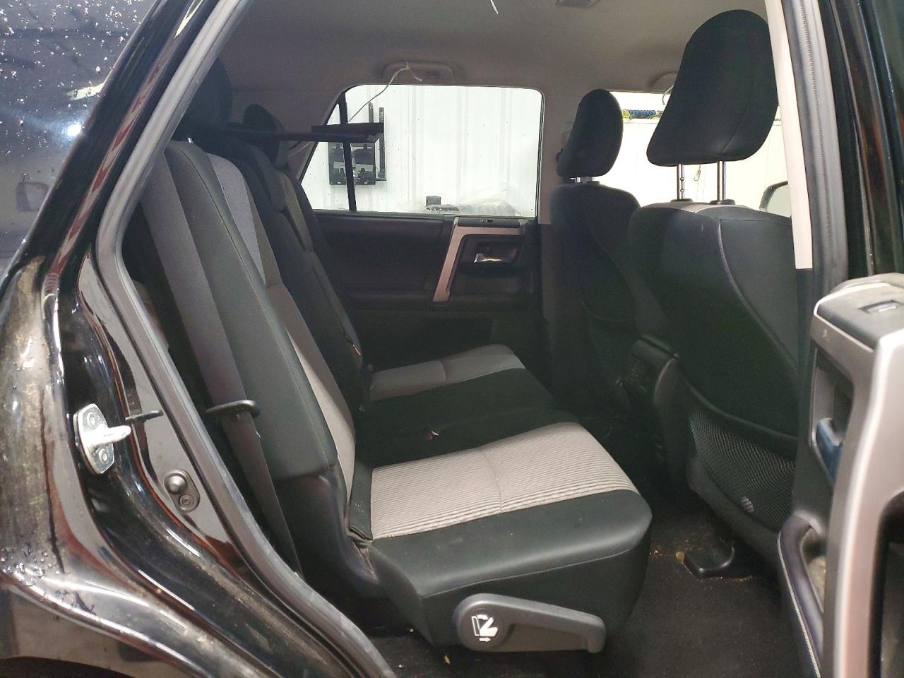 Toyota 4Runner Sr5
