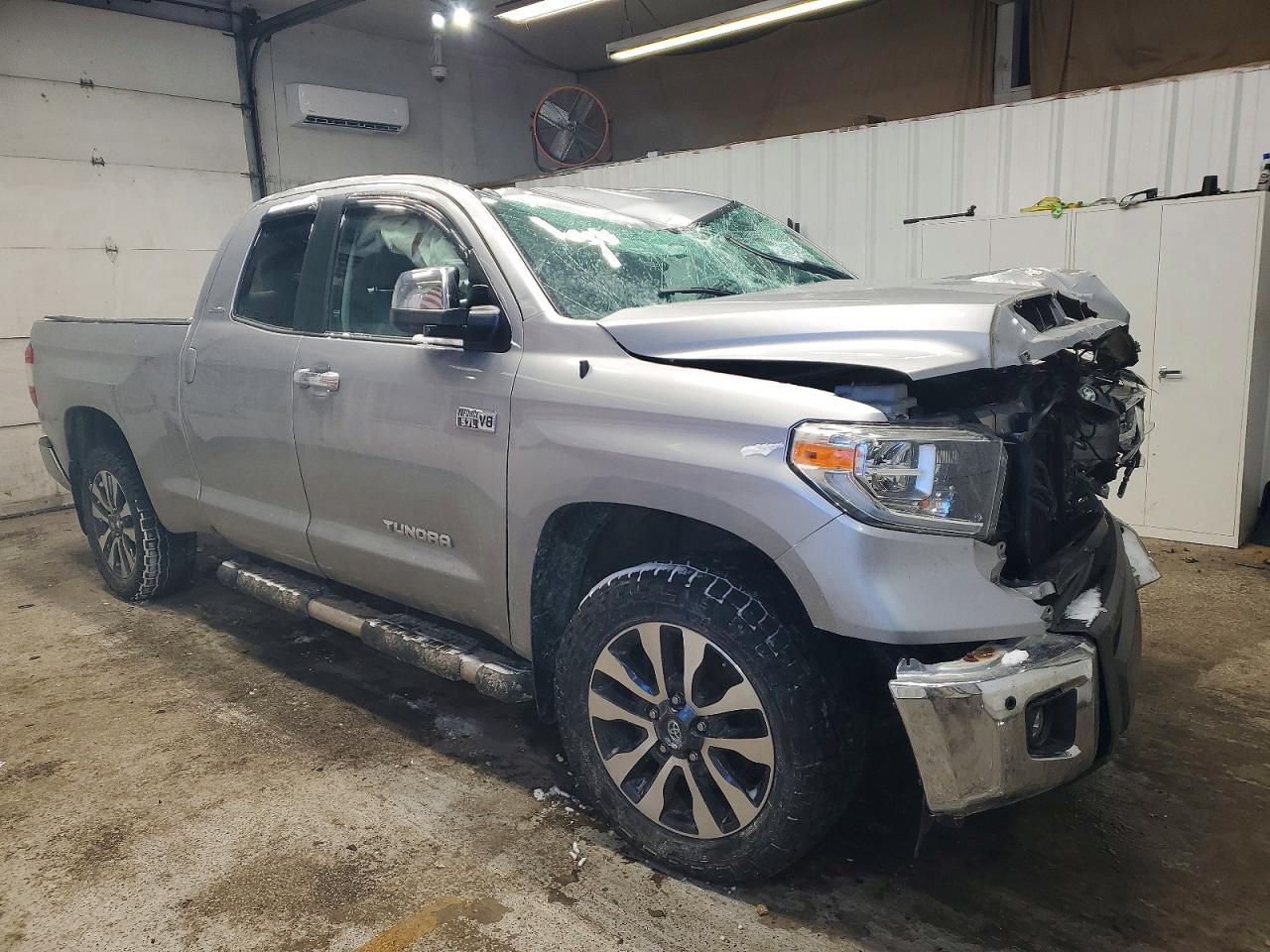 Toyota Tundra Double Cab Limited