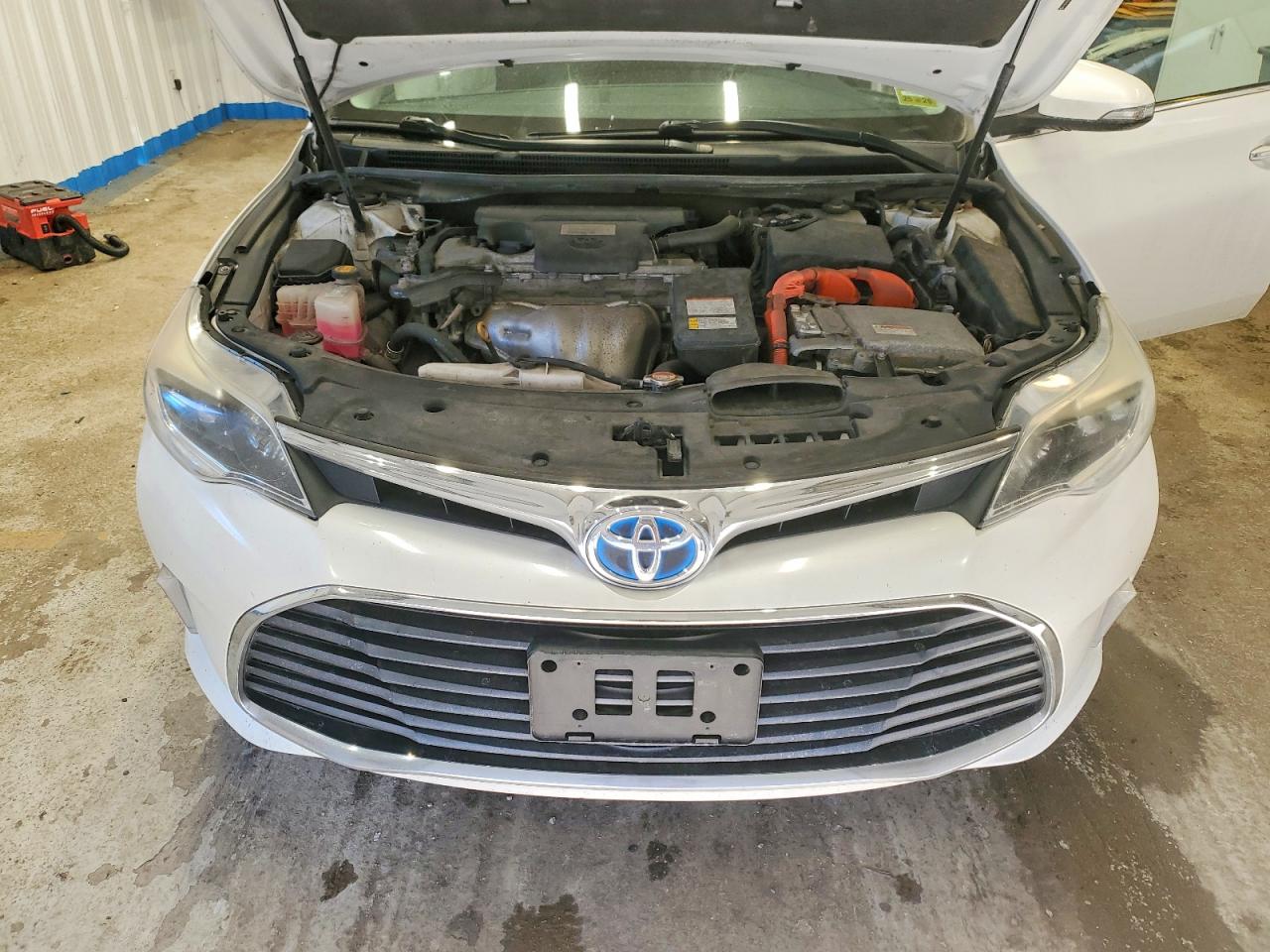 Toyota Avalon Hybrid