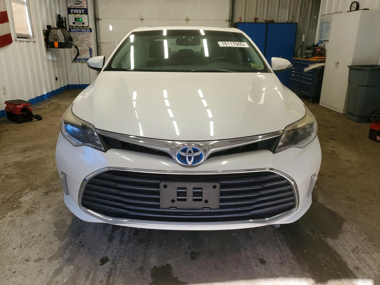 Toyota Avalon Hybrid