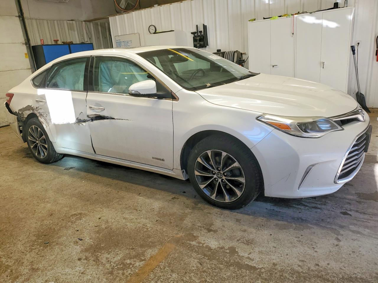 Toyota Avalon Hybrid
