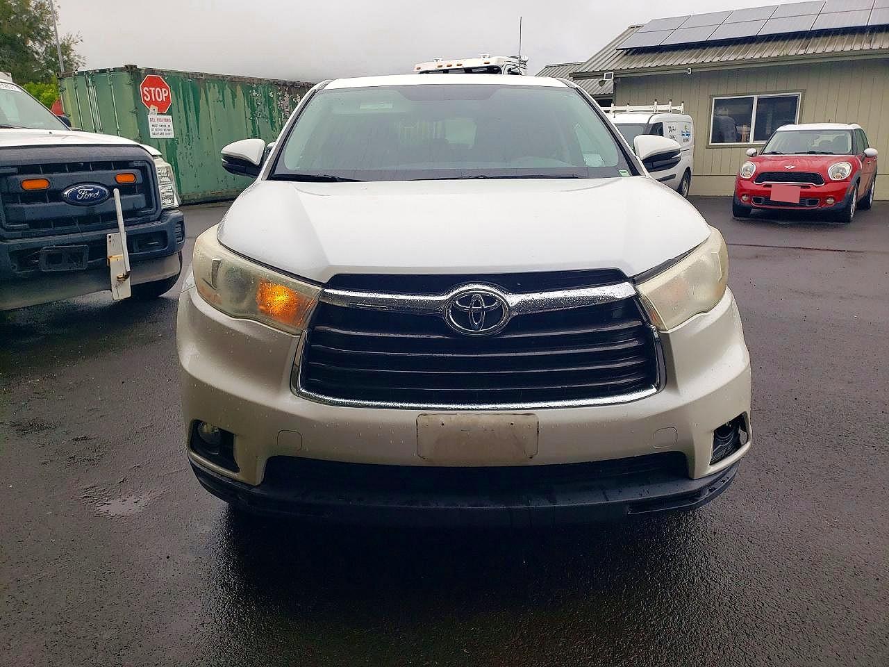 Toyota Highlander Le Plus