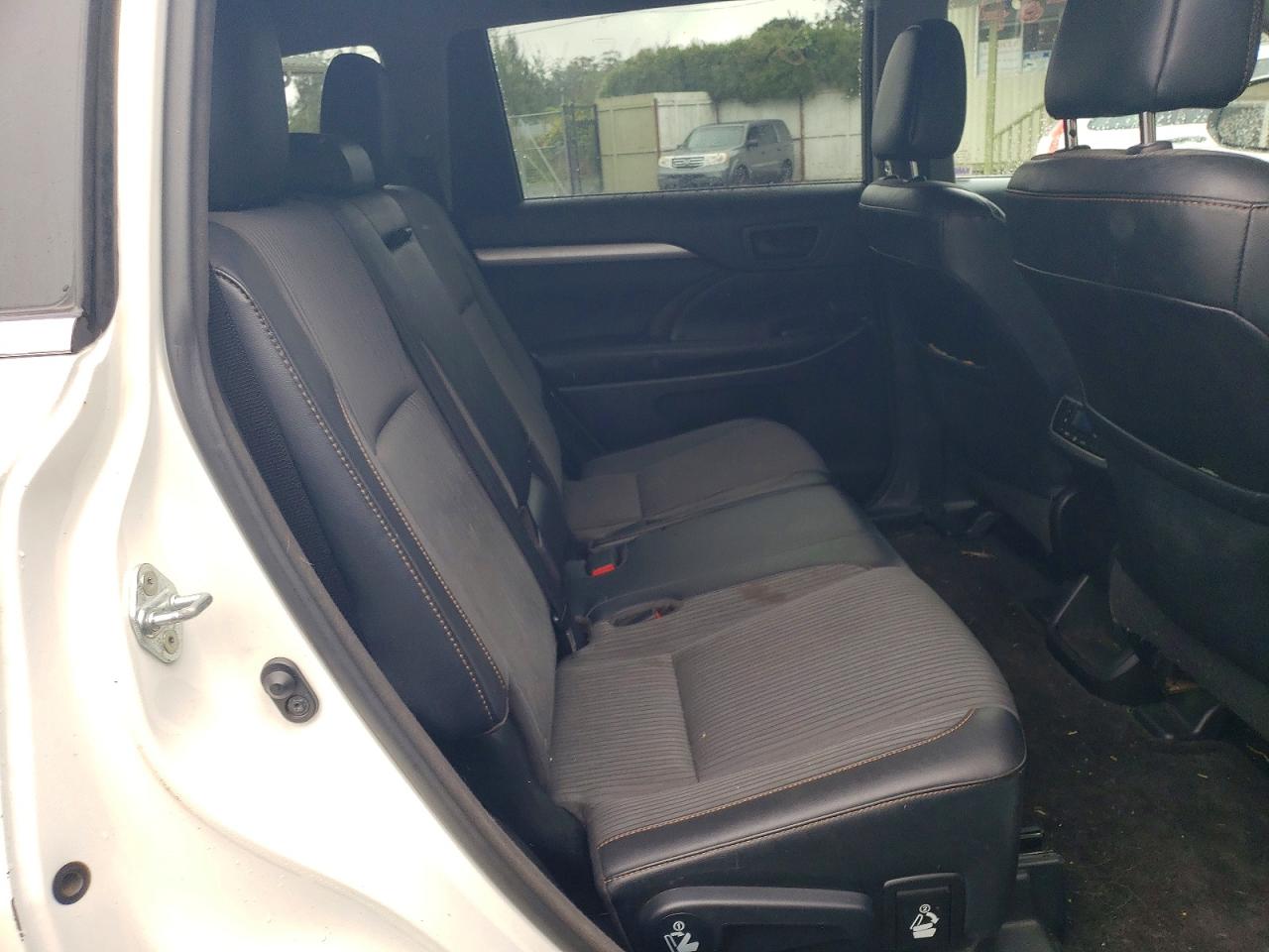 Toyota Highlander Le Plus