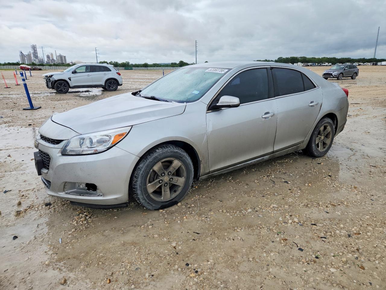 Salvage Chevrolet Malibu Image