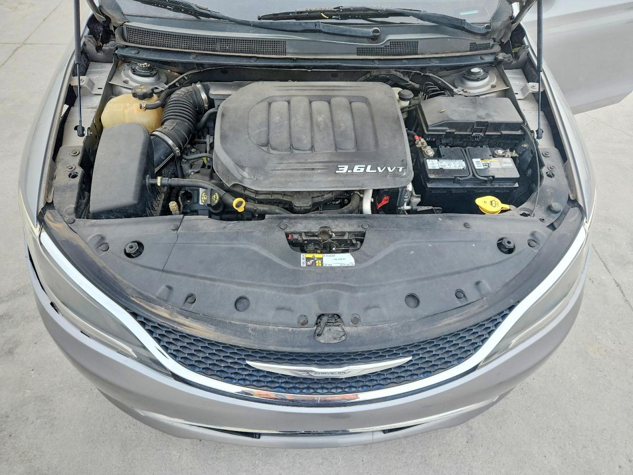 Chrysler 200 C