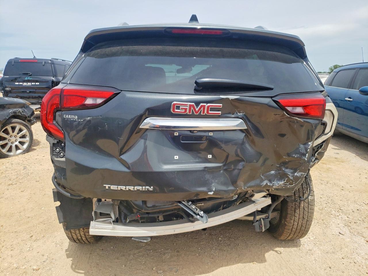 GMC Terrain Slt