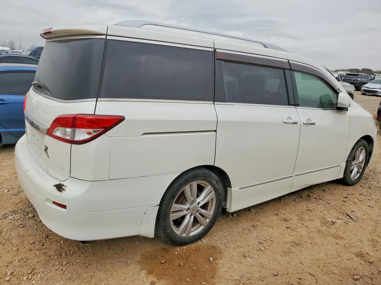 Nissan Quest