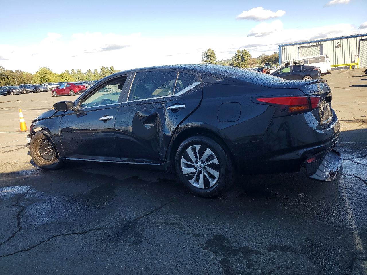 Nissan Altima S