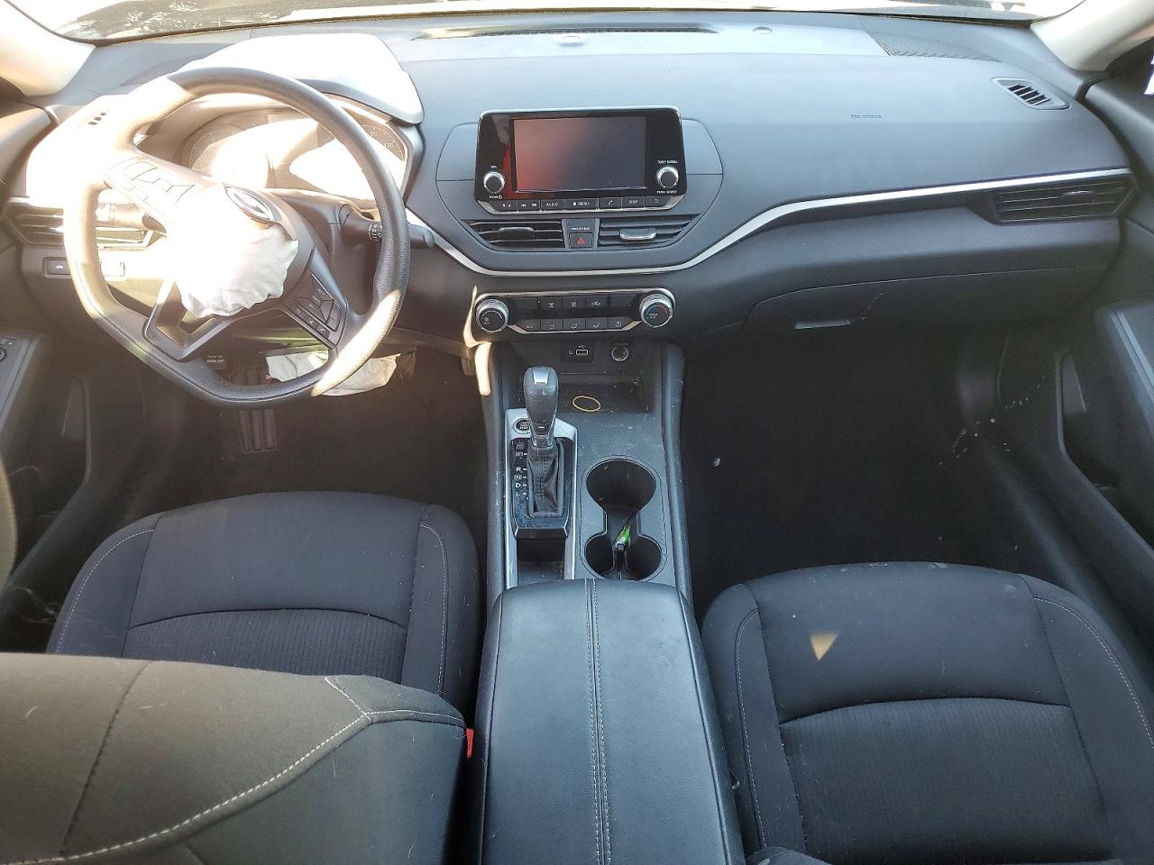 Nissan Altima S