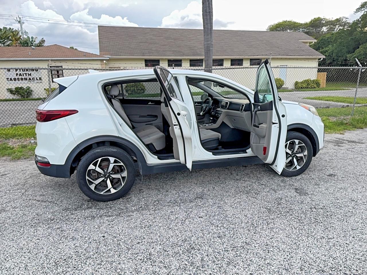 Kia Sportage Lx