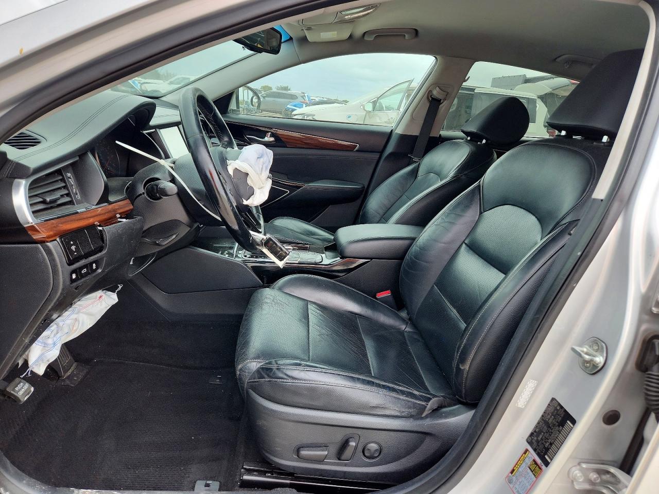 Kia Cadenza Premium