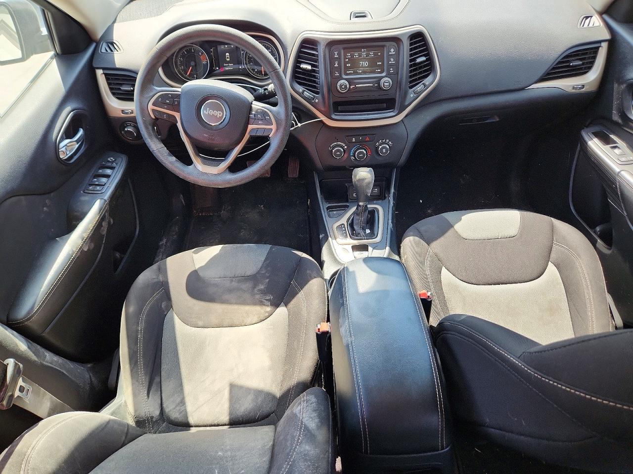 Jeep Grand Cherokee Sport